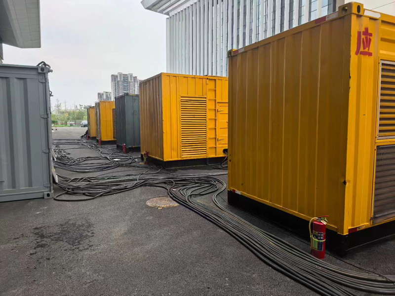 鲁山不同季节柴油发电机组保养有哪些注意事项?