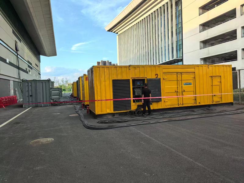 鲁山柴油发电机冬季保养注意事项?