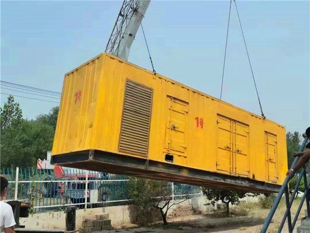 鲁山300KW柴油发电机组油耗是多少？