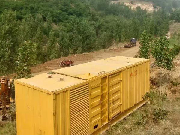 鲁山柴油发电机组冬季日常维修注意事项？
